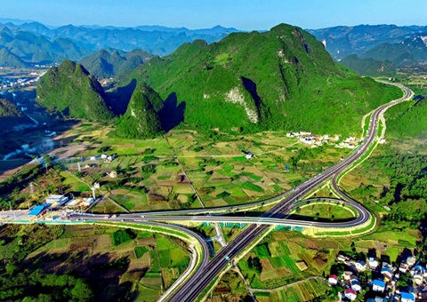 打出政策“组合拳”！！桂林全链条要素包管助推墟落振兴