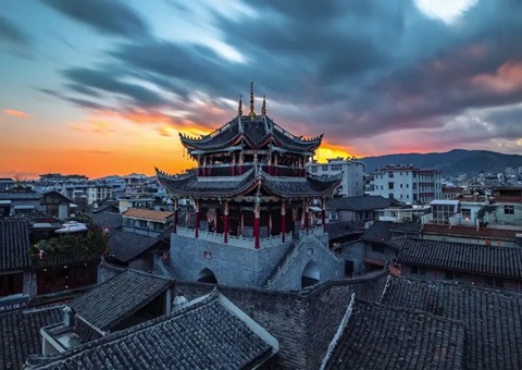 四川历史文化保；；ご   妄想“一核、四廊、五区、多点”名堂