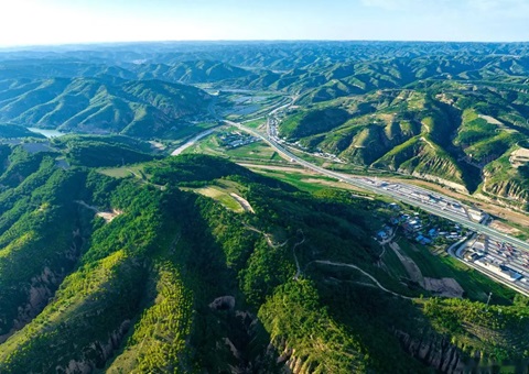 陕西：：：科学修复治理 让土地资源“重生”